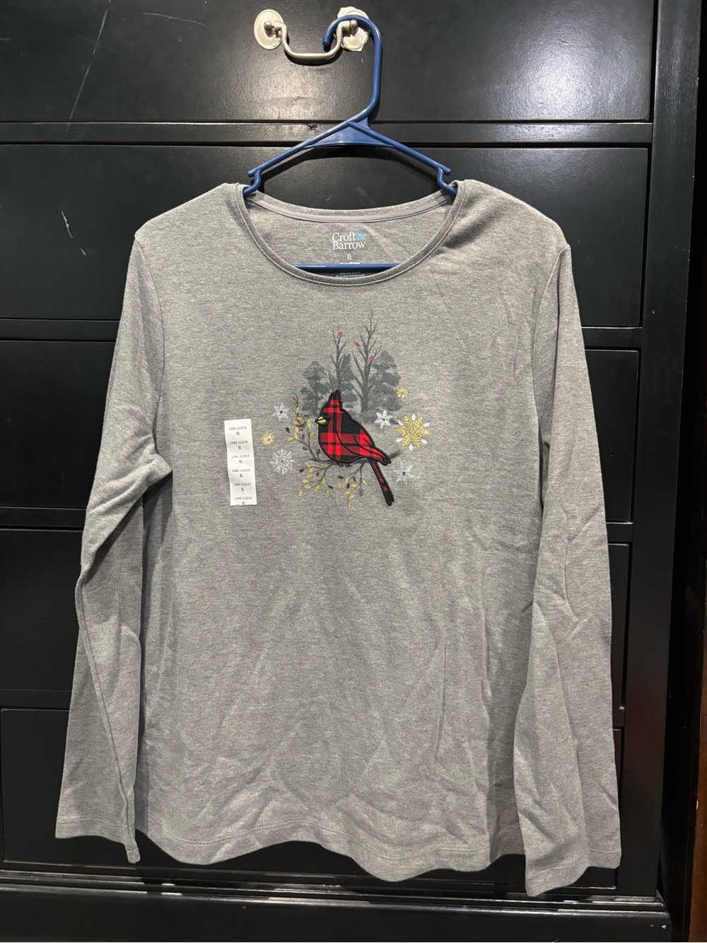 Croft & Barrow Gray Long-Sleeve Tee with Red Plaid Cardinal